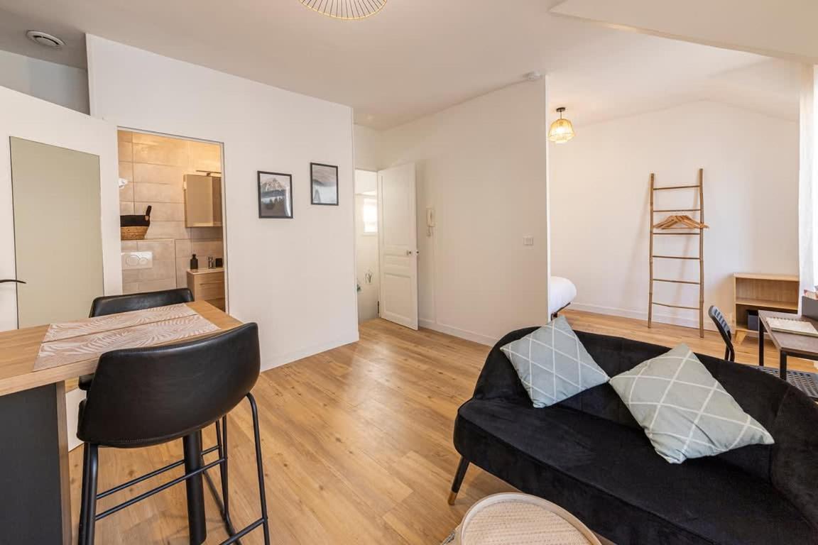 Coquelin - Joli Appartement Renove Rennes Eksteriør billede